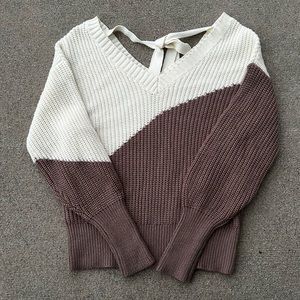 Women’s Drygoods Blu Pepper brown and cream sweater with bow in the back